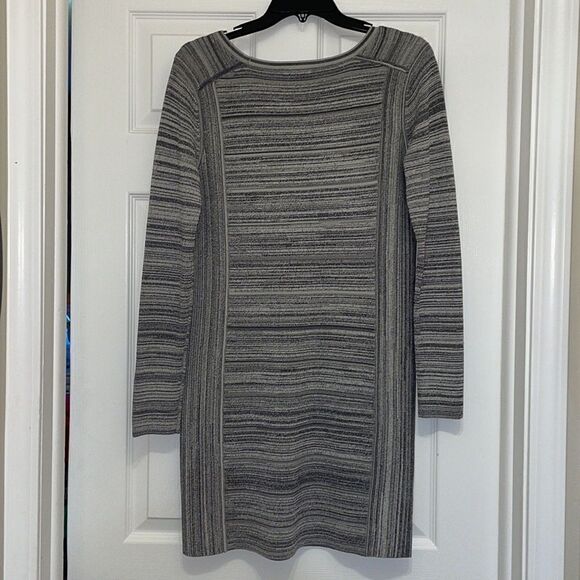 Club Monaco Tallis Knit Gray Long Sleeve Dress - Picture 5 of 5